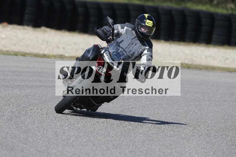 /01 02.04.2026 MAZ ADR/Gruppe gelb Gruppe gruen/73